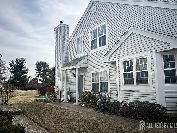 2nd image of 22 Breckenridge Ln