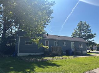 3 Oak Ct, Essex, ON N0R 1J0