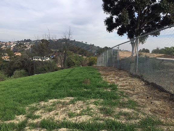 3rd image of Casalero Dr