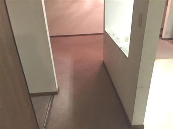 3rd image of 221 Grand Ave W APT 206
