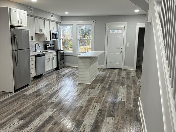 4th image of 1102 Wood Heights Ave