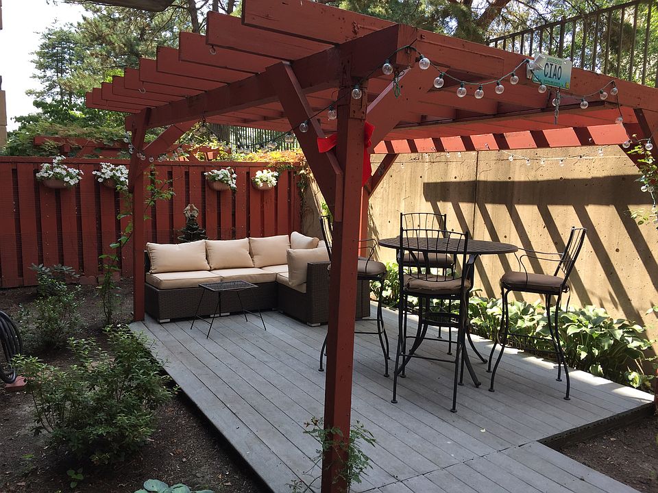 1st image of 2525 Main St APT 215