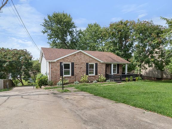 5th image of 606 Doane Dr