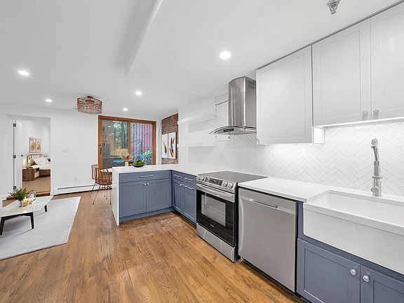 5th image of 119 W 95th St APT 1