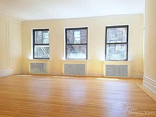 Rented by City Connections Realty | media 1