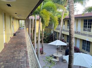 105 NE 12th Ave APT 15, Hallandale, FL 33009