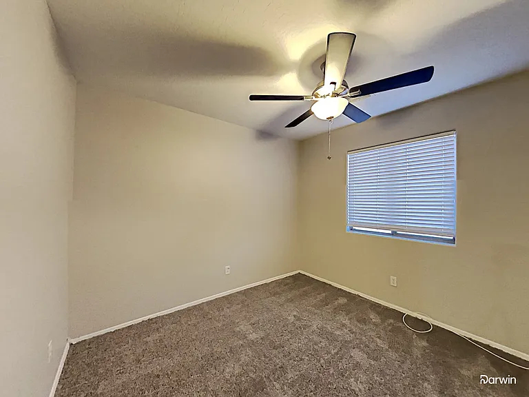 7218 S 37th Dr — Photo 12