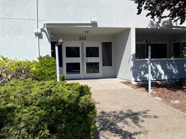 325 Kitty Hawk Rd Unit 317, Alameda, CA 94501