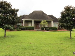 7115 Pelican Crossing Dr, Gonzales, LA 70737