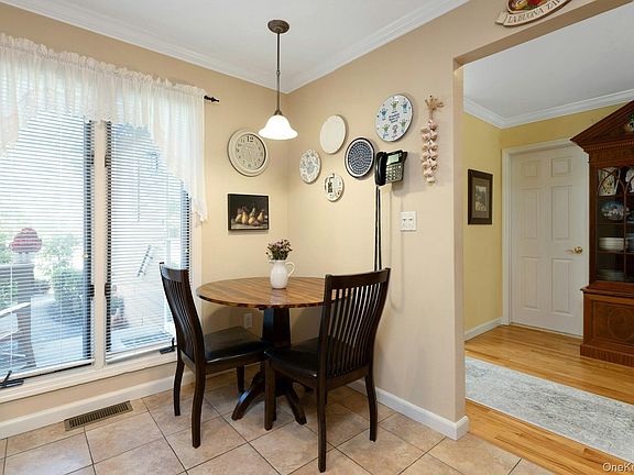 4th image of 114 Ridgeview Lane #114