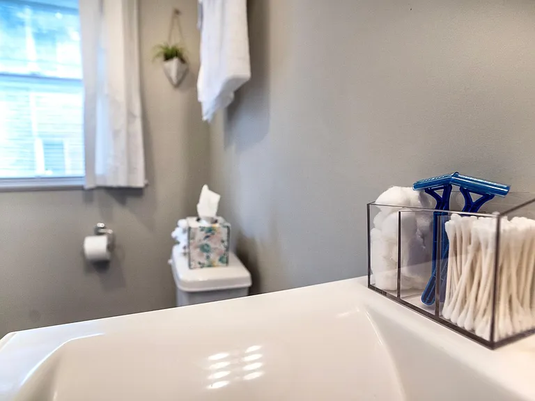 2337 Gilmore St #1 — Photo 19