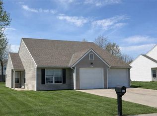 1101 Carriage Ln, Cameron, MO 64429