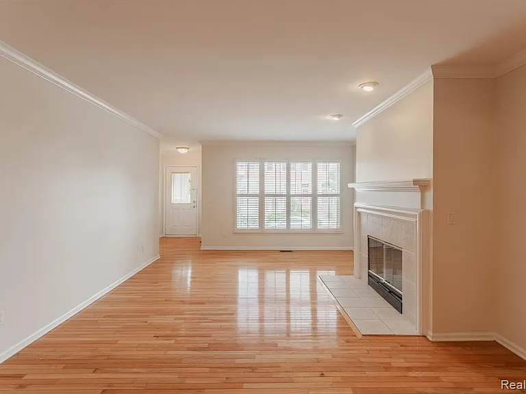 159 Allenhurst Ave — Photo 9
