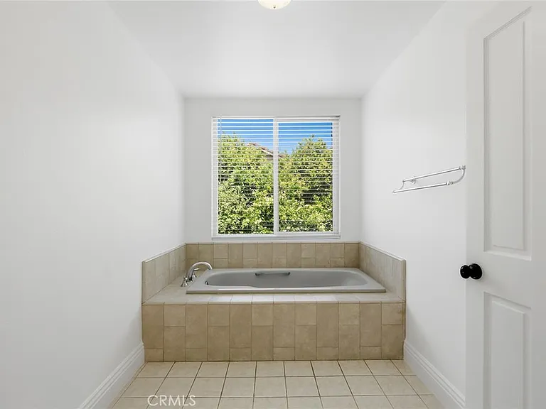 29749 Kimberly Dr — Photo 24