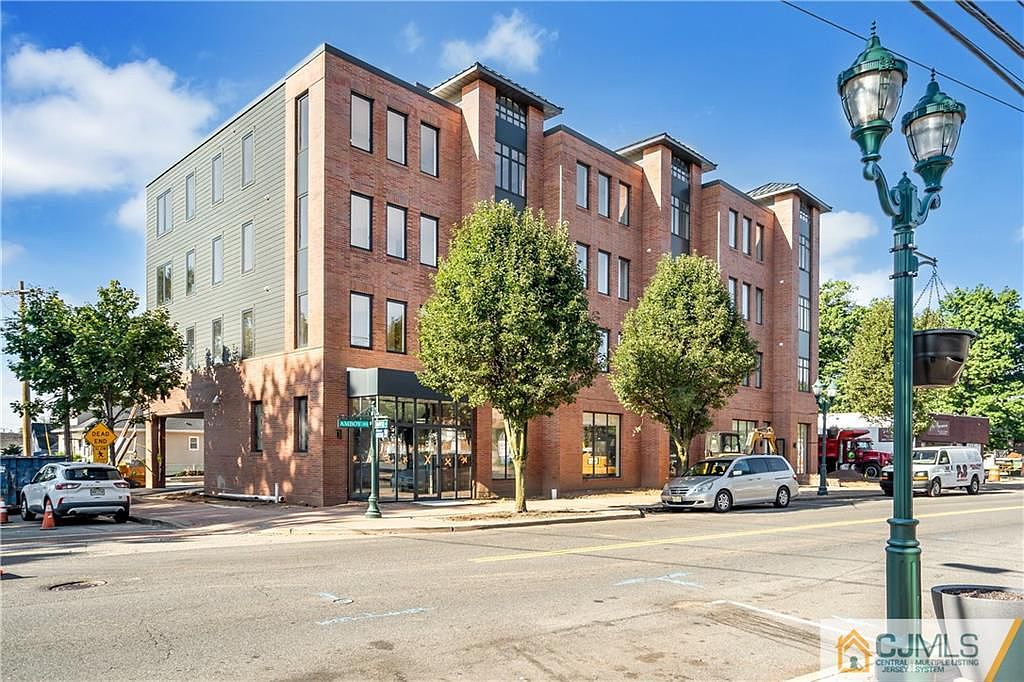 1037 Amboy Ave 401, Perth Amboy, NJ 08861 Zillow