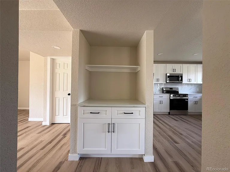 243 Vance St — Photo 32