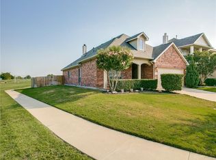 1909 Kristen Ct, Fort Worth, TX 76131
