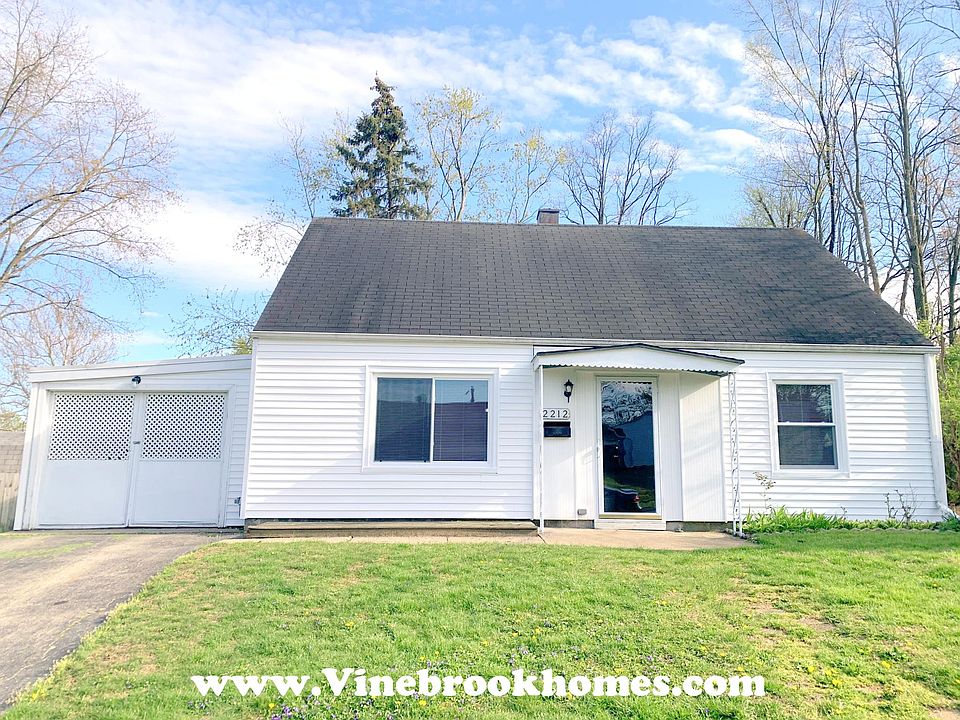 1st image of 2212 Hazelton Ave