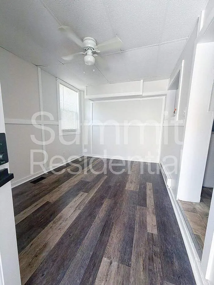 1 bed, 1.0 bath, 500 sqft, $745 — Photo 3