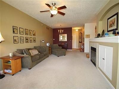 4th image of 6761 Adena Cir