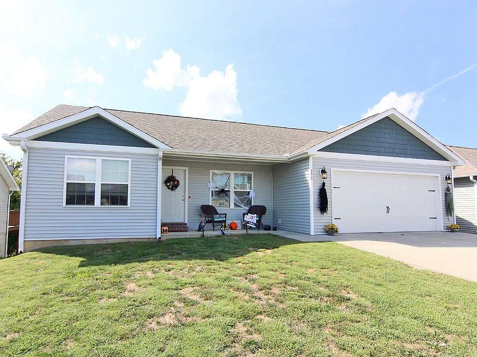 1st image of 250 Arbor Cir