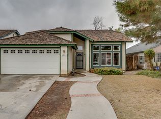 6412 Ambergrove St, Bakersfield, CA 93313