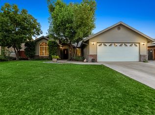 504 Lone Oak Court, Exeter, CA 93221
