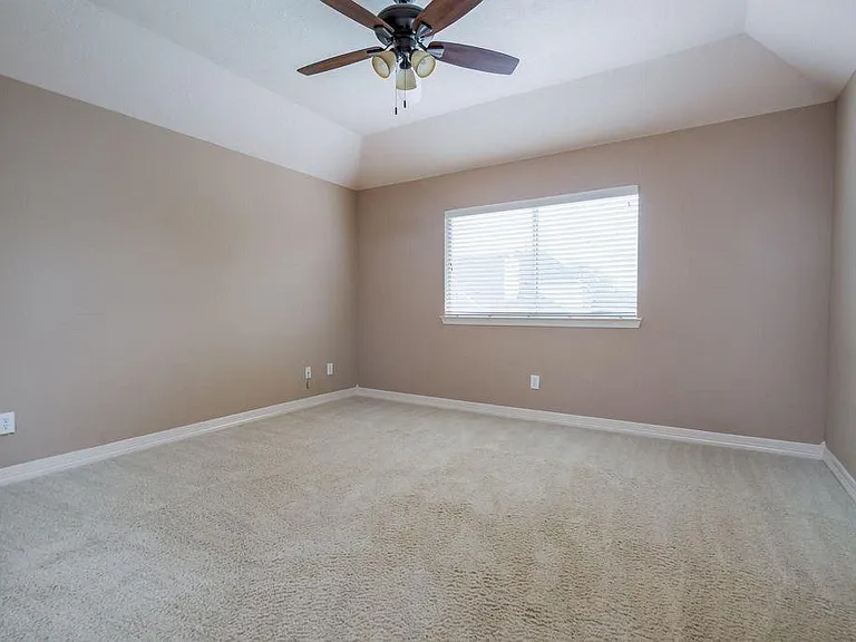 12406 Santiago Cove Ln — Photo 22