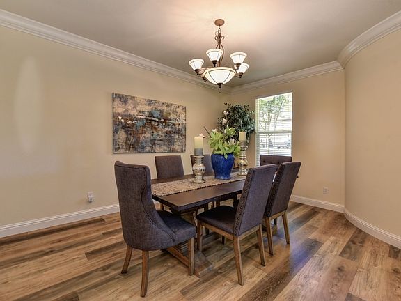 4th image of 8011 Belhaven Way