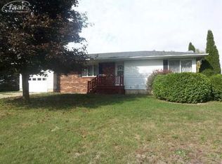 7849 E Walker Rd, Ovid, MI 48866