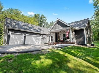 1930 Kellogg Rd, Brighton, MI 48114