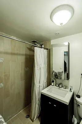 Rented by Metropolitan Property Group | media 6