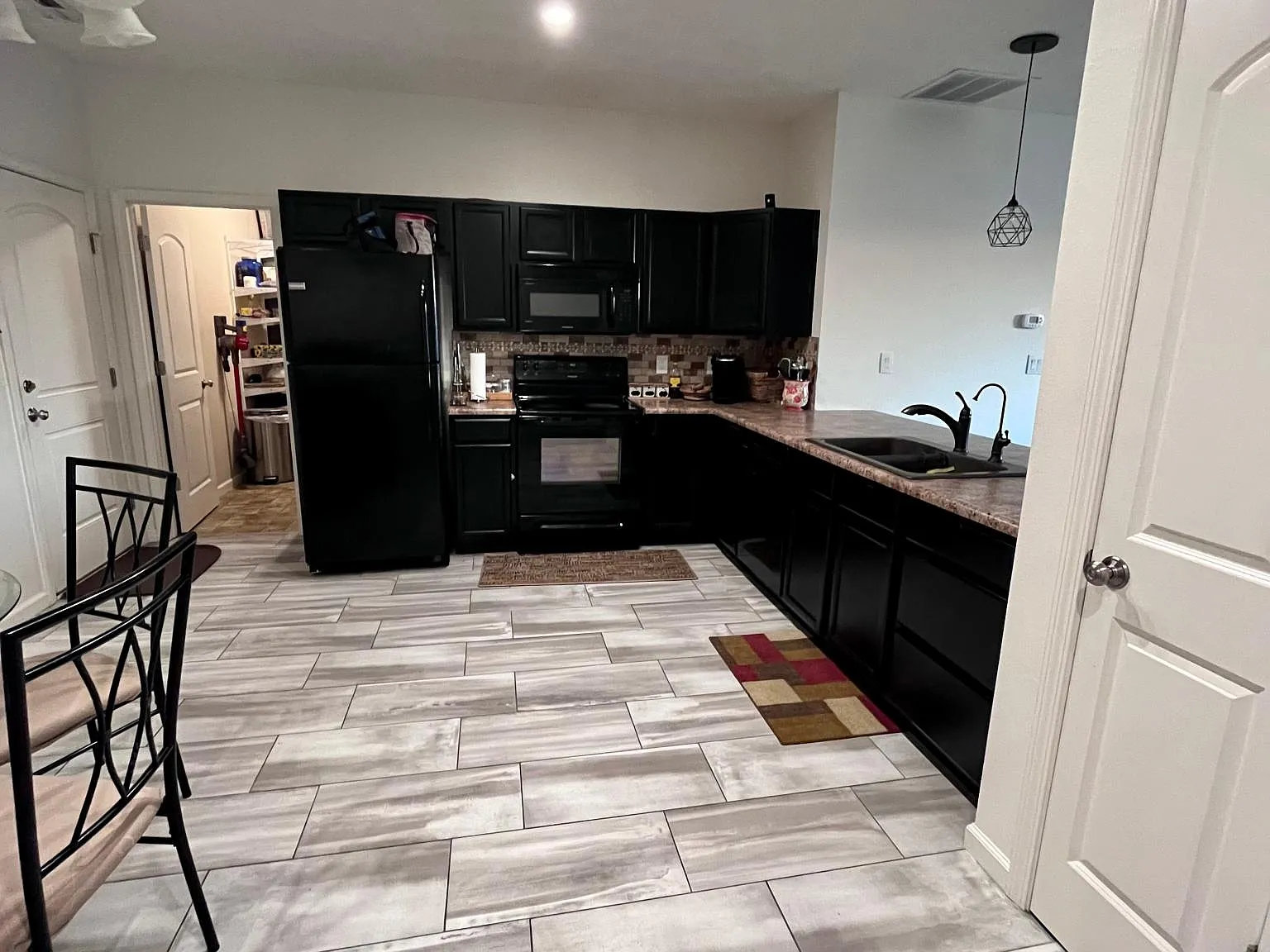 772 Belgian Ln — Photo 2