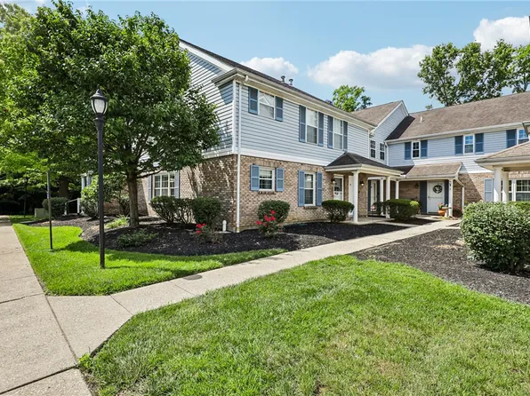 9726 Timberview Ct, West Chester, OH 45241
