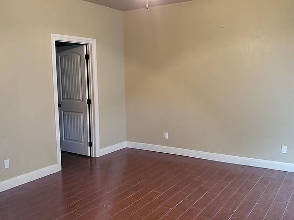 5th image of 1415A N Monte Vista St #1