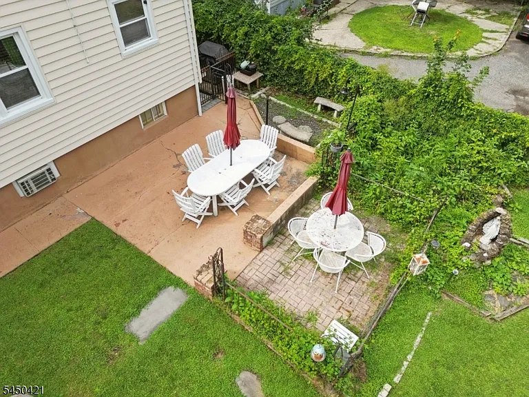 416 S Valley Rd #2 — Photo 17