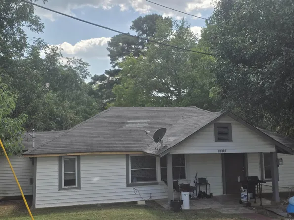 1101 9th St, Mena, AR 71953