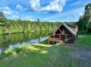 231 Hancock Rd, Island Pond, VT 05846