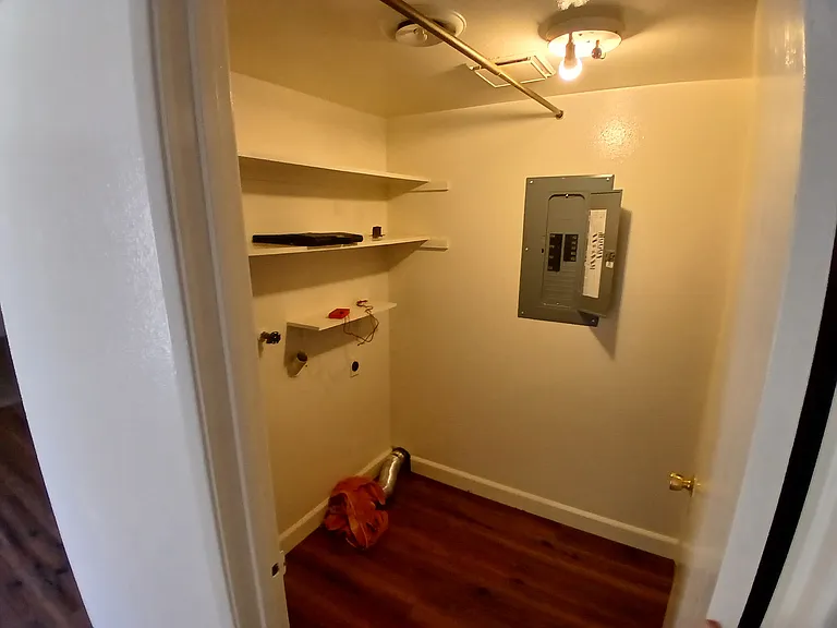 3545 Fountain Way — Photo 13