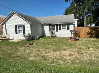 60 Middle St SE, London, OH 43140