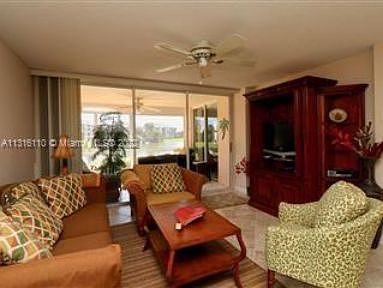 4th image of 353 S Us Highway 1 APT A104