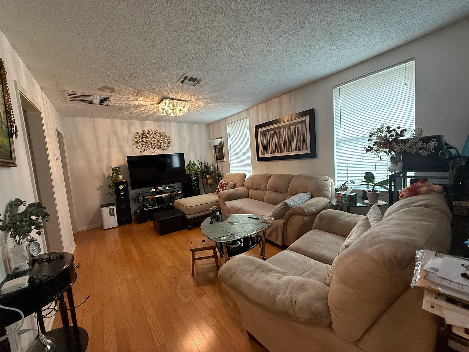 2 bed, 1000 sqft, $1,500 — Photo 4