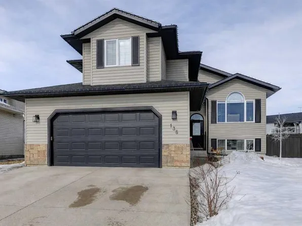 138 SE Crystal Heights Ln, Grande Prairie, AB T8X 1R1