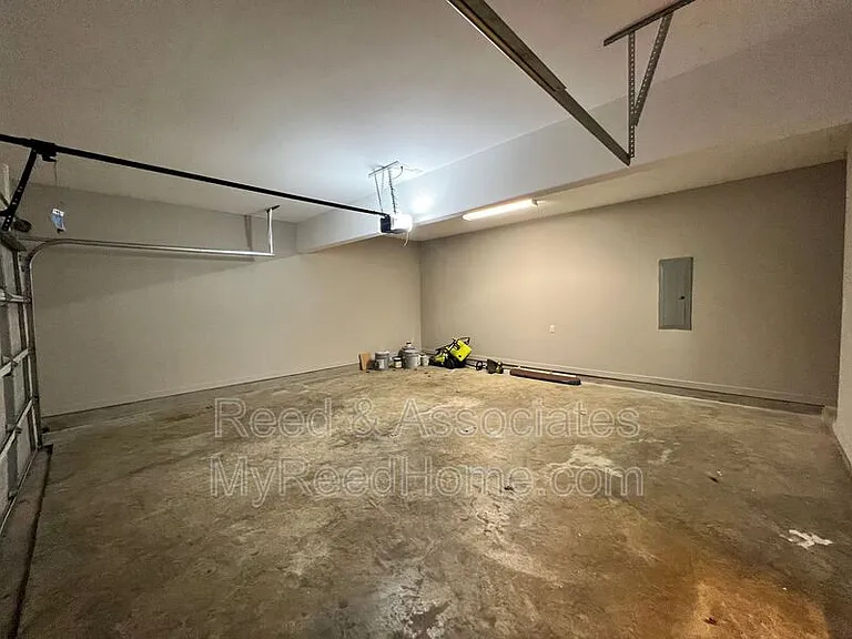 137 W Porter Run Dr — Photo 24