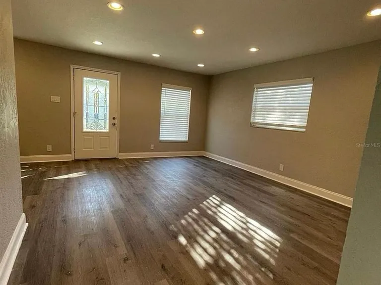 4307 W Main St — Photo 4