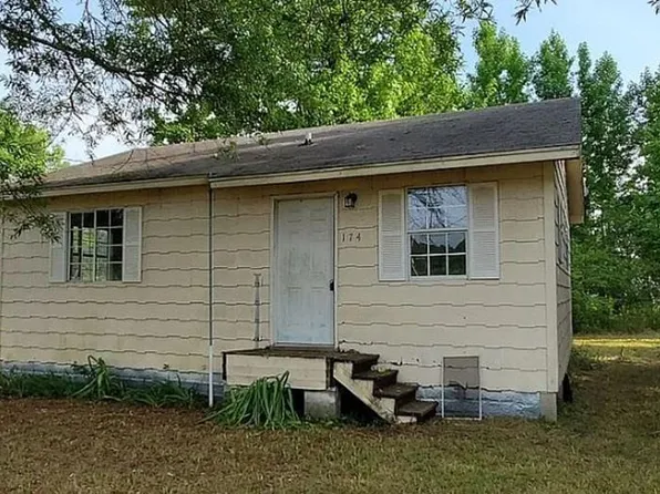 174 E Main St, Sparkman, AR 71763