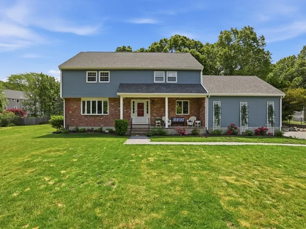 94 Johnson Rd, Winchester, MA 01890