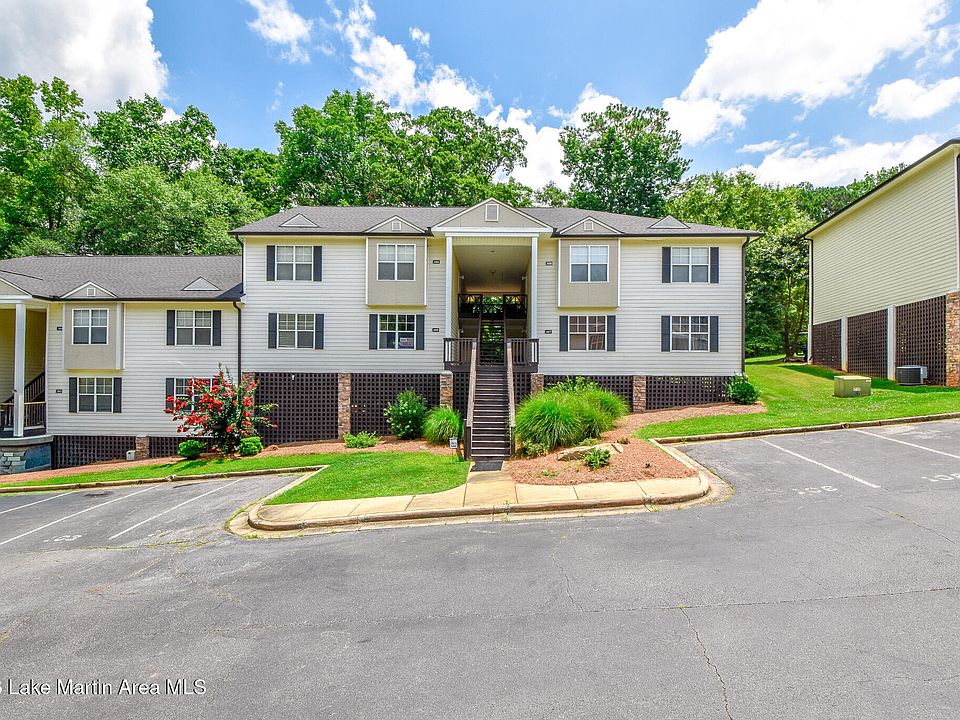 1st image of 741 Lakeview Rdg APT 106