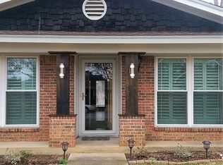 1917 Mesquite Trl, Hurst, TX 76054