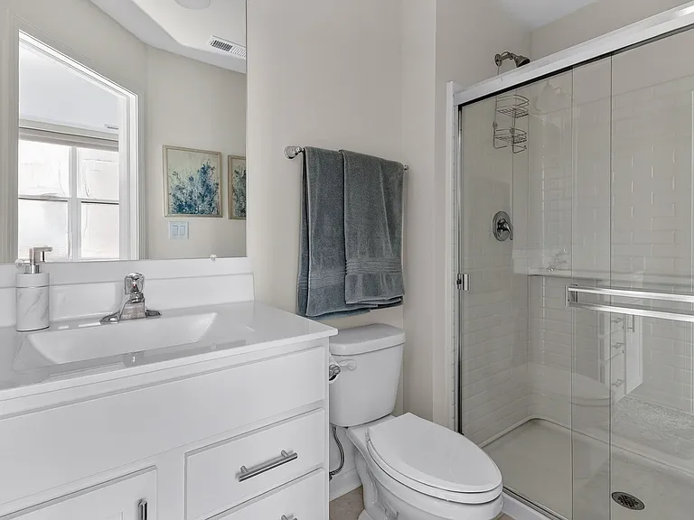 2213 Venture Dr — Photo 21